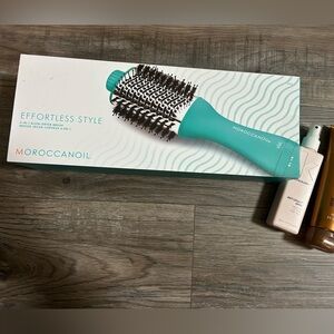 NWT Moroccanoil 4-in-1 blow-dryer brush + 2 styling products